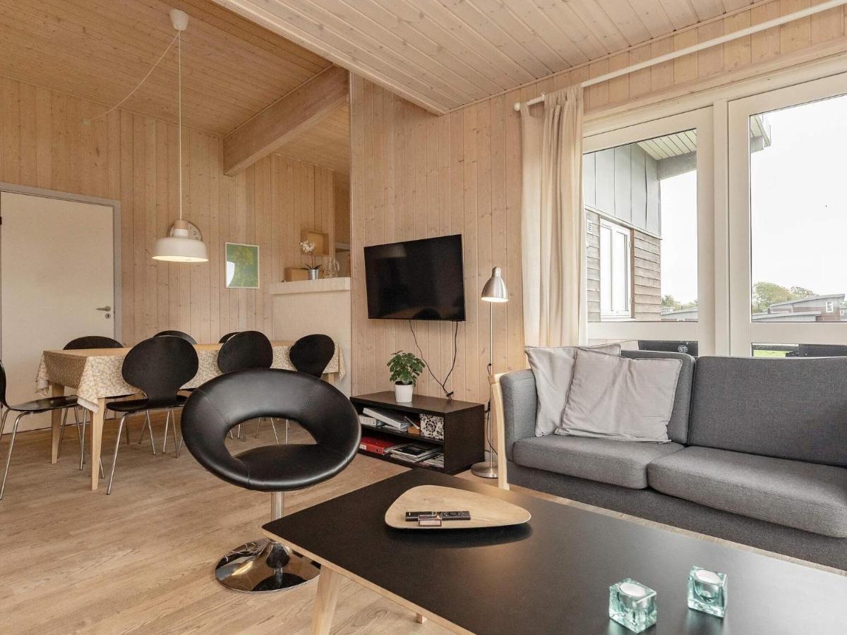 8 Person Holiday Home In Фоборг Экстерьер фото